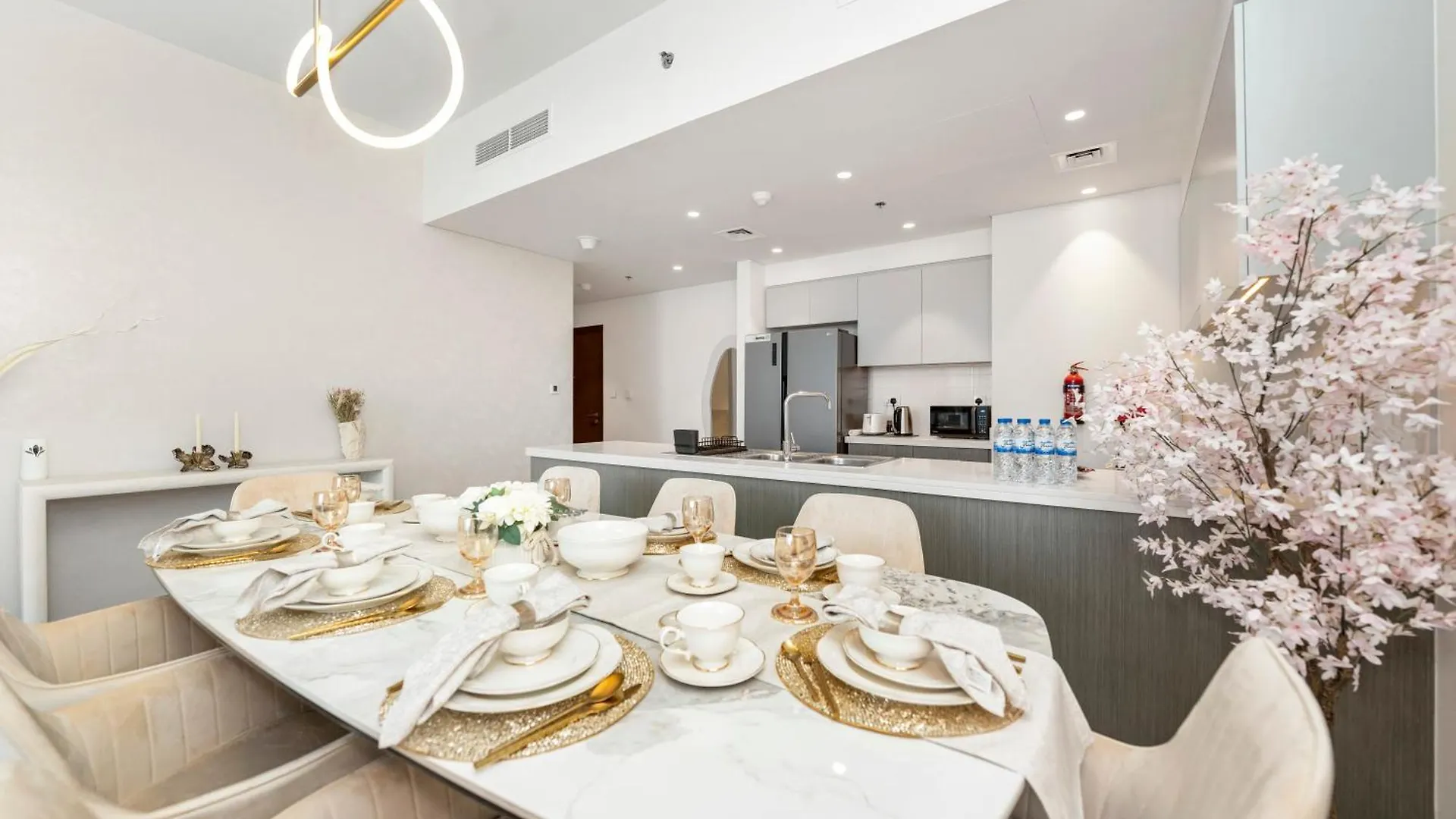 Burj Khalifa Bliss I 4 Bedroom Apartments I Burj Khalifa & Fountain Views I Free Gym, Pool, Parking, Wi-Fi And Ps5 I By Skyline Serenity Dubai 0*,  United Arab Emirates