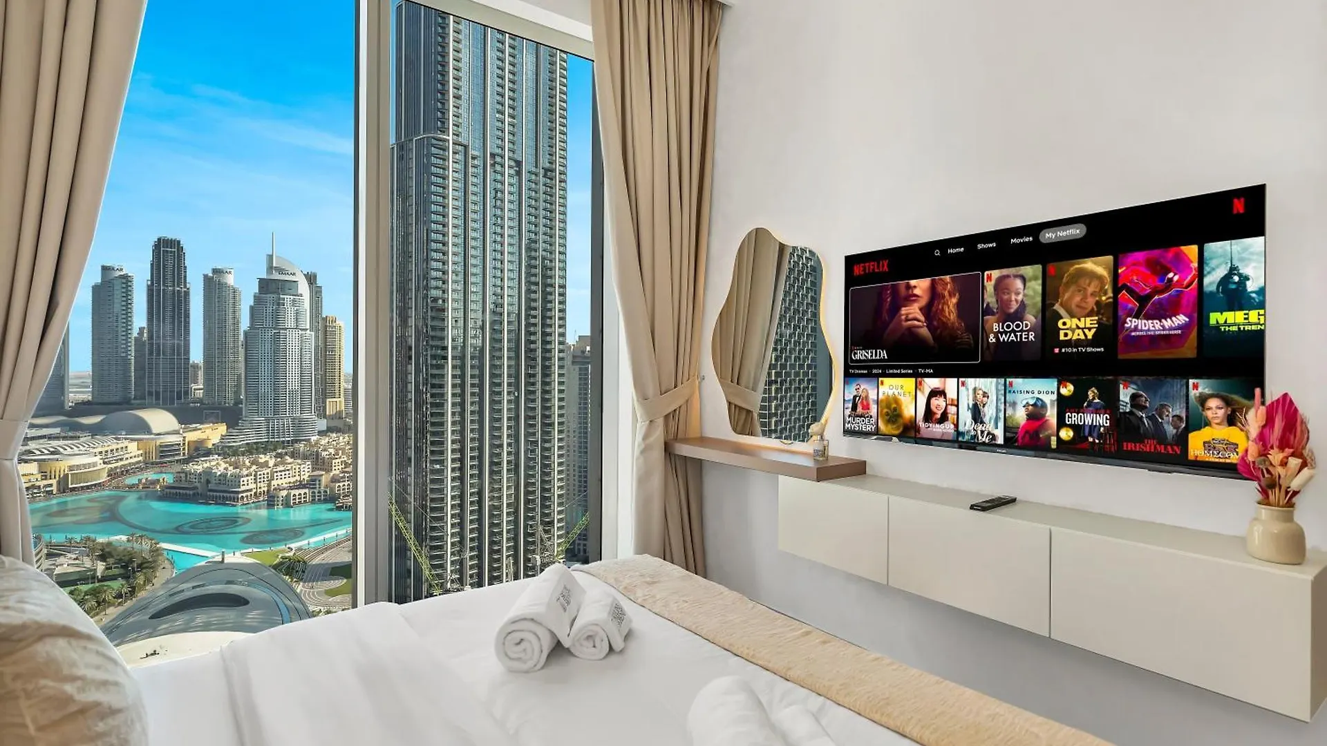 Burj Khalifa Bliss I 4 Bedroom Apartments I Burj Khalifa & Fountain Views I Free Gym, Pool, Parking, Wi-Fi And Ps5 I By Skyline Serenity Dubai