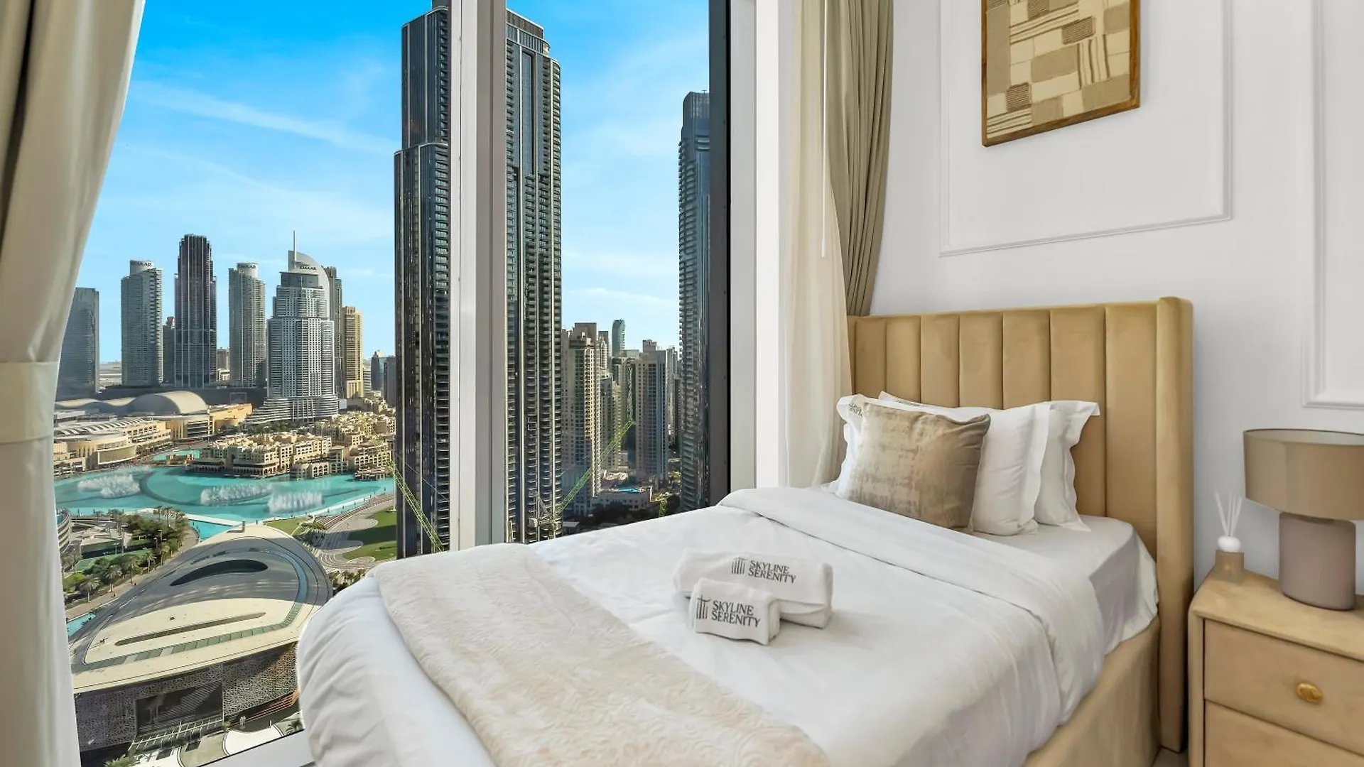 Burj Khalifa Bliss I 4 Bedroom Apartments I Burj Khalifa & Fountain Views I Free Gym, Pool, Parking, Wi-Fi And Ps5 I By Skyline Serenity Dubai United Arab Emirates