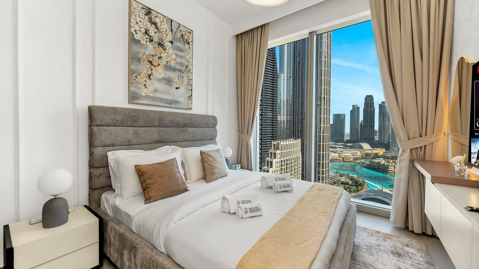 Burj Khalifa Bliss I 4 Bedroom Apartments I Burj Khalifa & Fountain Views I Free Gym, Pool, Parking, Wi-Fi And Ps5 I By Skyline Serenity Dubai