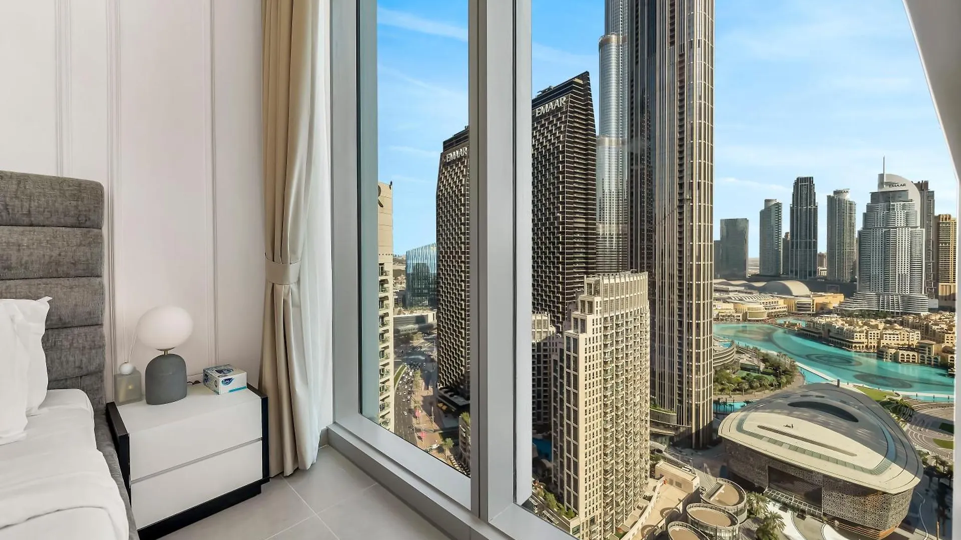 Burj Khalifa Bliss I 4 Bedroom Apartments I Burj Khalifa & Fountain Views I Free Gym, Pool, Parking, Wi-Fi And Ps5 I By Skyline Serenity Dubai United Arab Emirates